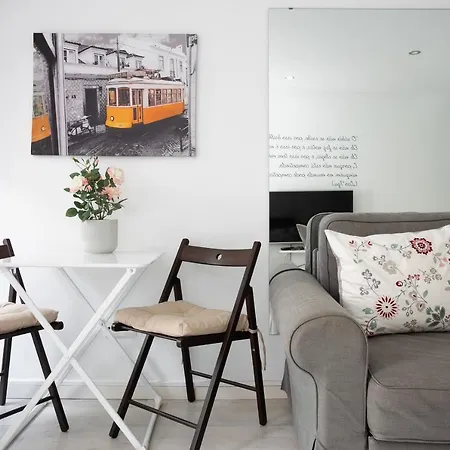 Cozy T.m. Flat In The Heart Of Lisboa
